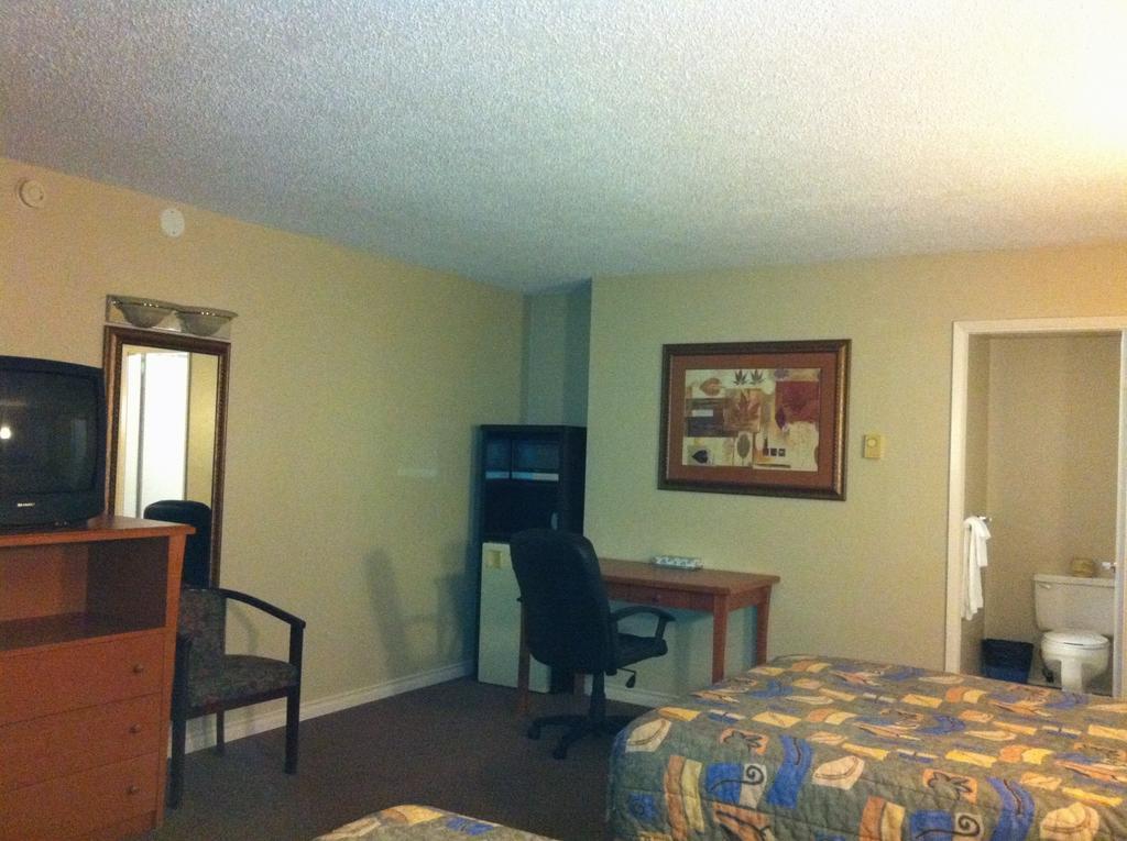 Coquitlam Sleepy Lodge Habitación foto